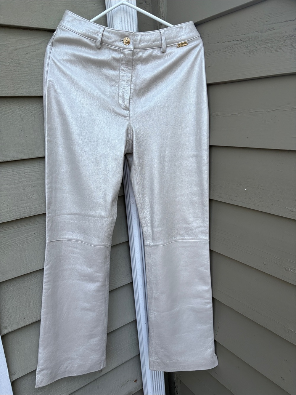 Vtg 100%. LEATHER St. john by Marie Gray. wide legSz 4. Like new!! High waist  😍